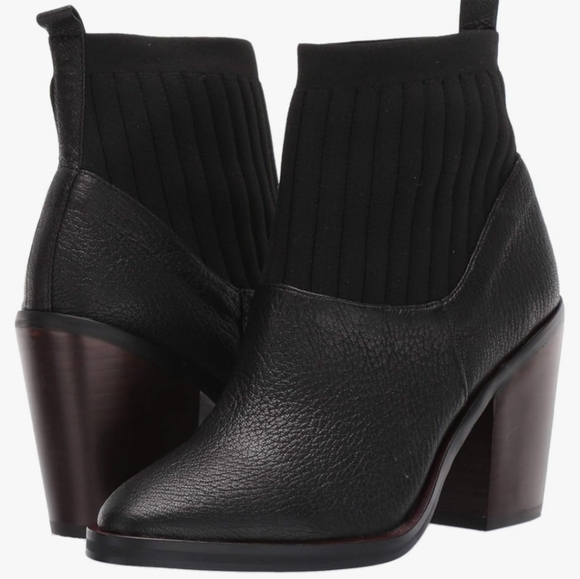 Kelsie Dagger Black Ankle Boots